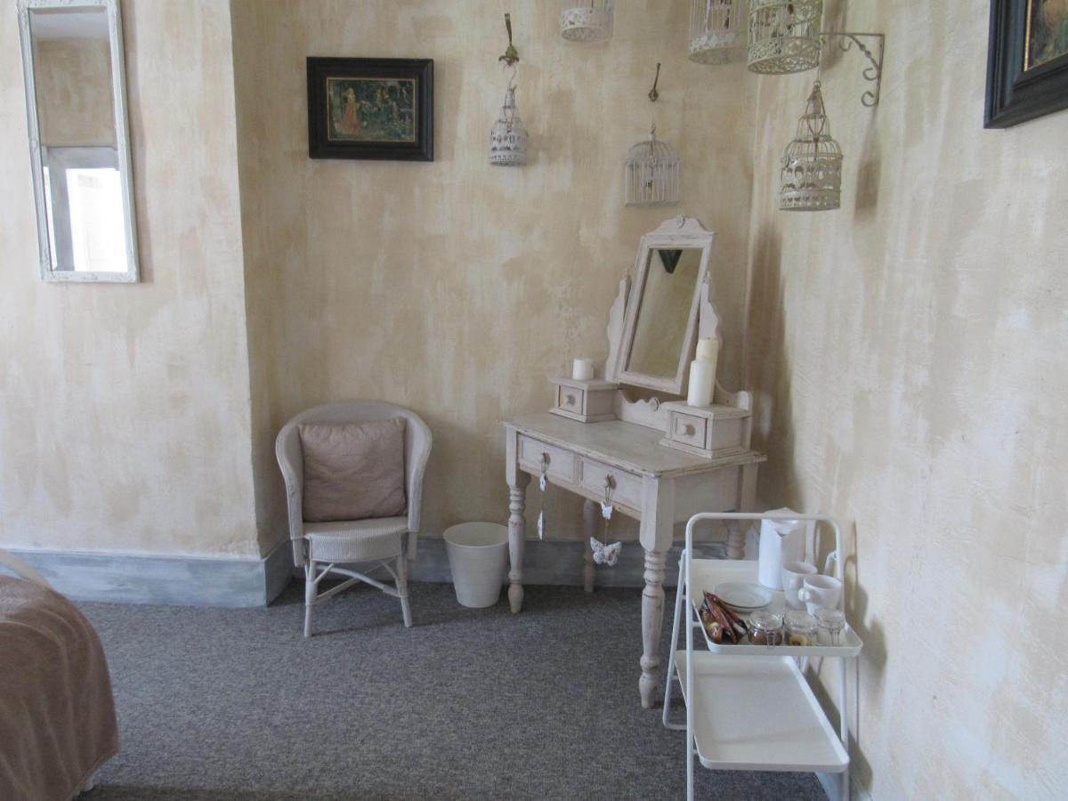 Les Deux Rives Bed & Breakfast Cierp Екстериор снимка