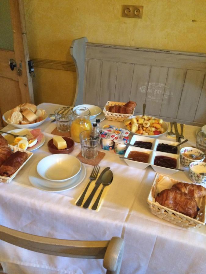 Les Deux Rives Bed & Breakfast Cierp Екстериор снимка
