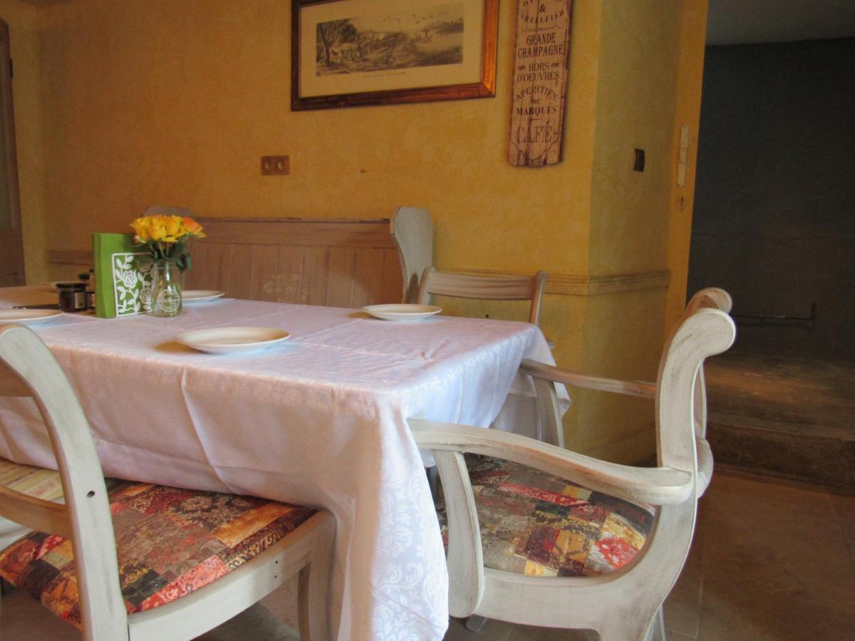 Les Deux Rives Bed & Breakfast Cierp Екстериор снимка