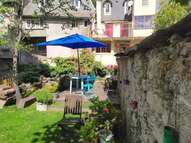 Les Deux Rives Bed & Breakfast Cierp Екстериор снимка